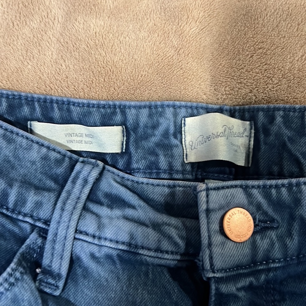 Universal Thread Vintage Midi Short - Picture 3 of 4